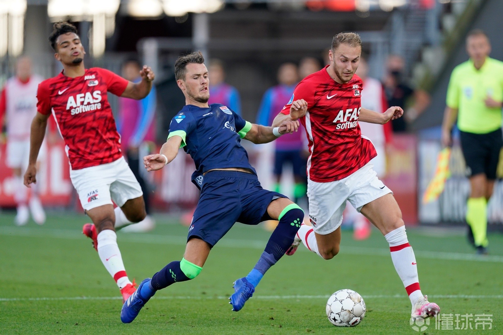 爱游戏-阿贾克斯迎NBA常规赛关键赛，冲刺阶段完成体检，目标明确，资深球员宣示担当